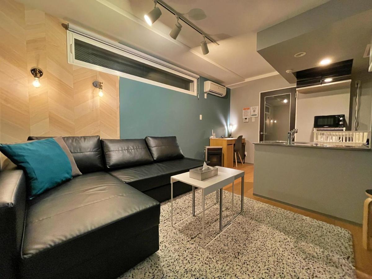 Glass Shiseikan Sapporo Bagian luar foto